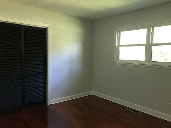 4th image of 6748 Linda Lake Dr