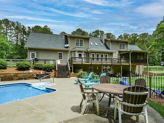 3rd image of 278 Turner Rd