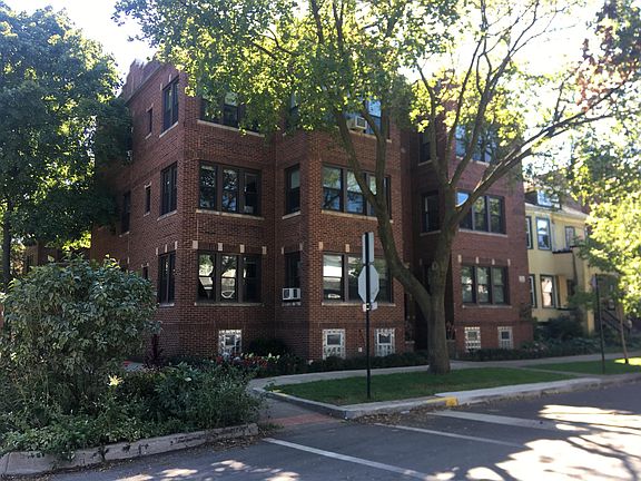 2nd image of 3001 W Eastwood Ave APT 2