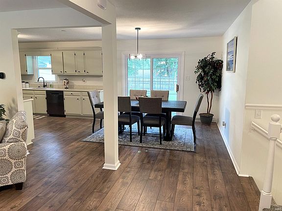 4th image of 216 Logwood Dr