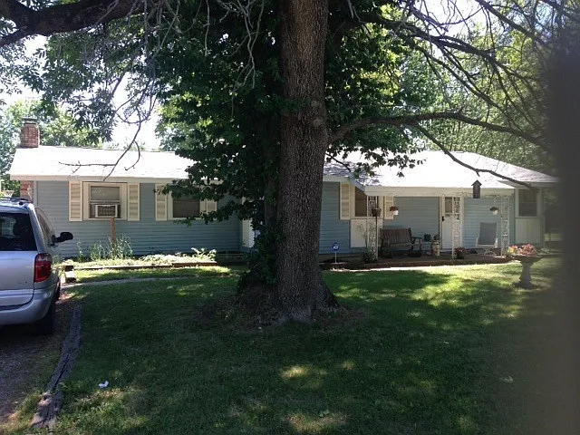 2242 Captain Ln photo 1
