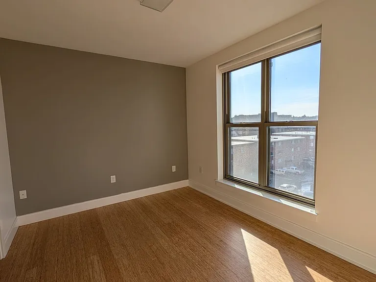 30 Malvern St #521 — Photo 8