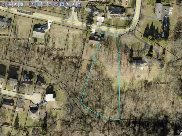 503 Leawood Dr, Frankfort, KY 40601