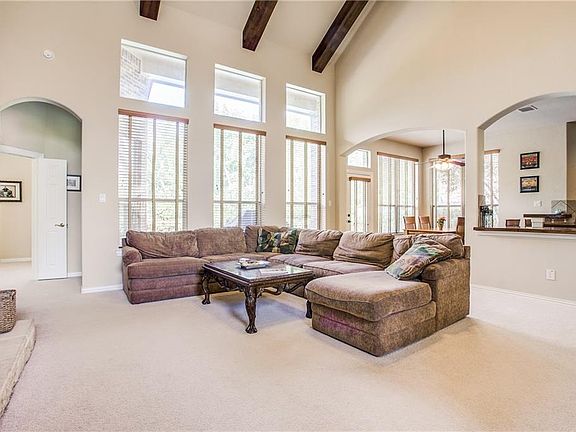 3rd image of 2217 Lakeway Dr