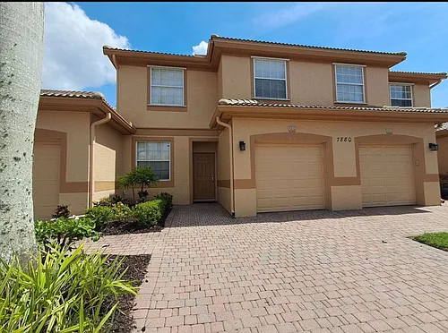 7880 Lake Sawgrass Loop #5212 Photo 1