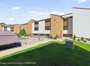 1460 E Pond Dr #31, Okemos, MI 48864