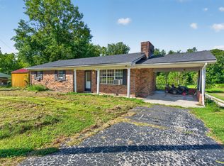 3713 Paint Creek Rd, Stanton, KY 40380