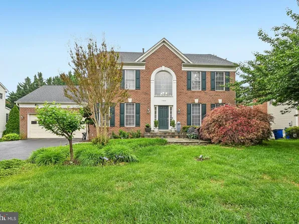 11203 Yardley Ct, Ijamsville, MD 21754