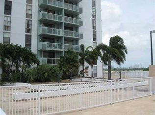 13499 Biscayne Blvd APT 401, North Miami, FL 33181