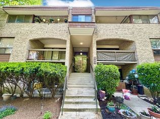 405 Christopher Ave APT 12, Gaithersburg, MD 20879