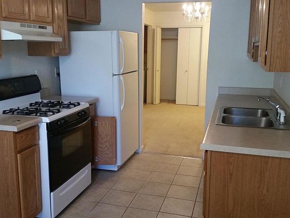 4th image of 792 Castle Valley Blvd APT A