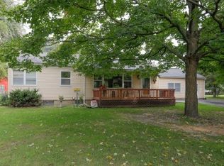 1193 103rd Ave, Plainwell, MI 49080