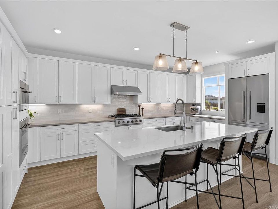 1st image of 1858 Avocado Rd