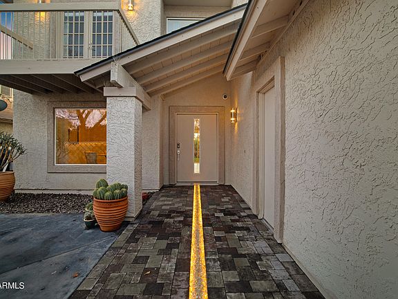 4th image of 1531 W JACINTO Avenue