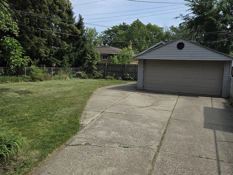 534 Ardmore Dr — Photo 30