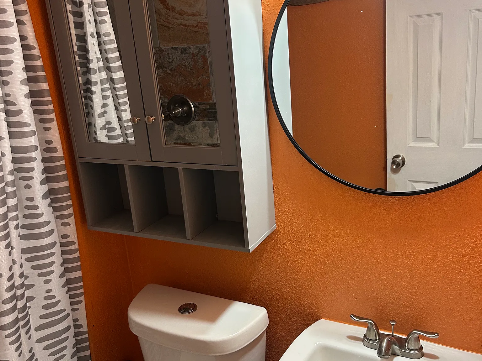 Studio, 352 sqft, $1,200 — Photo 4
