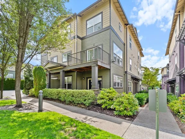 11221 SE Causey Cir, Happy Valley, OR 97086