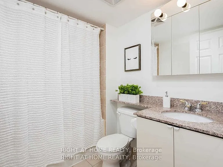 4850 Glen Erin Dr #1106 — Photo 19