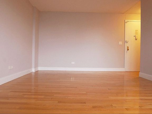4th image of 341 10th St APT 12D