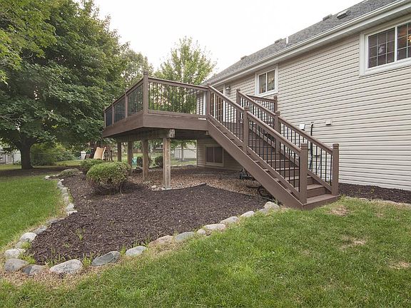 5th image of 2205 Westcliffe Pl