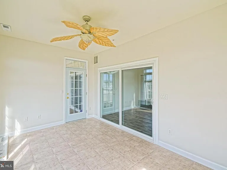34383 Summerlyn Dr #111 — Photo 11
