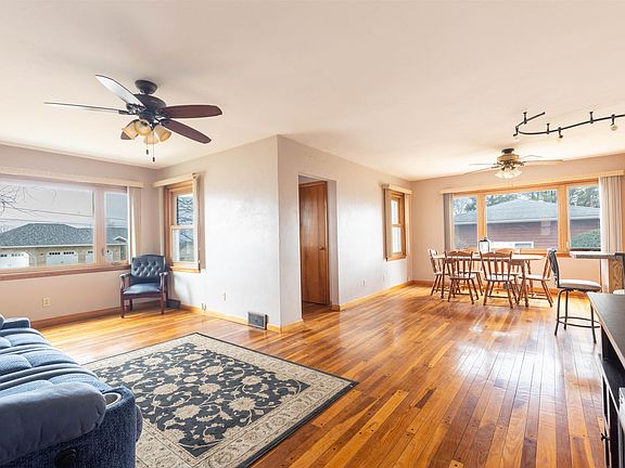 5th image of 526 N Simmons St