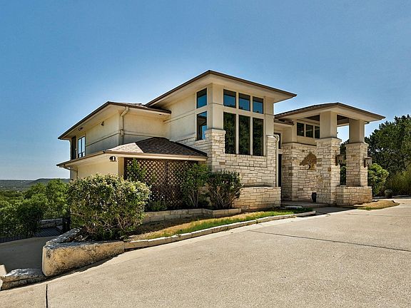 Front/garage view