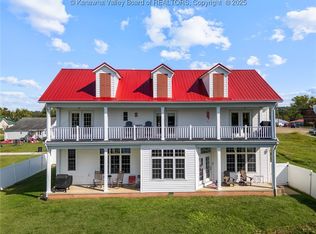 2102 Shore St, Point Pleasant, WV 25550