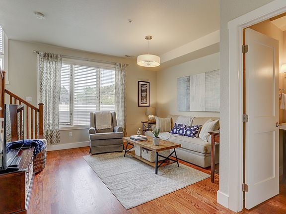 5th image of 2700 E Louisiana Ave APT 204