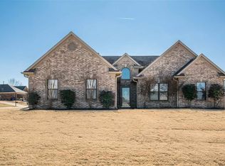 20 Strawberry Field Cv LOT 172, Oakland, TN 38060