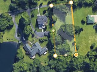 15 Lane Dr, Lakeside Park, KY 41017