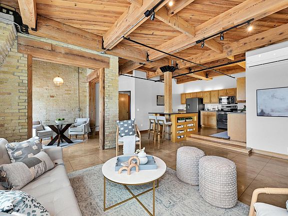 2nd image of 904 E Pearson STREET #401