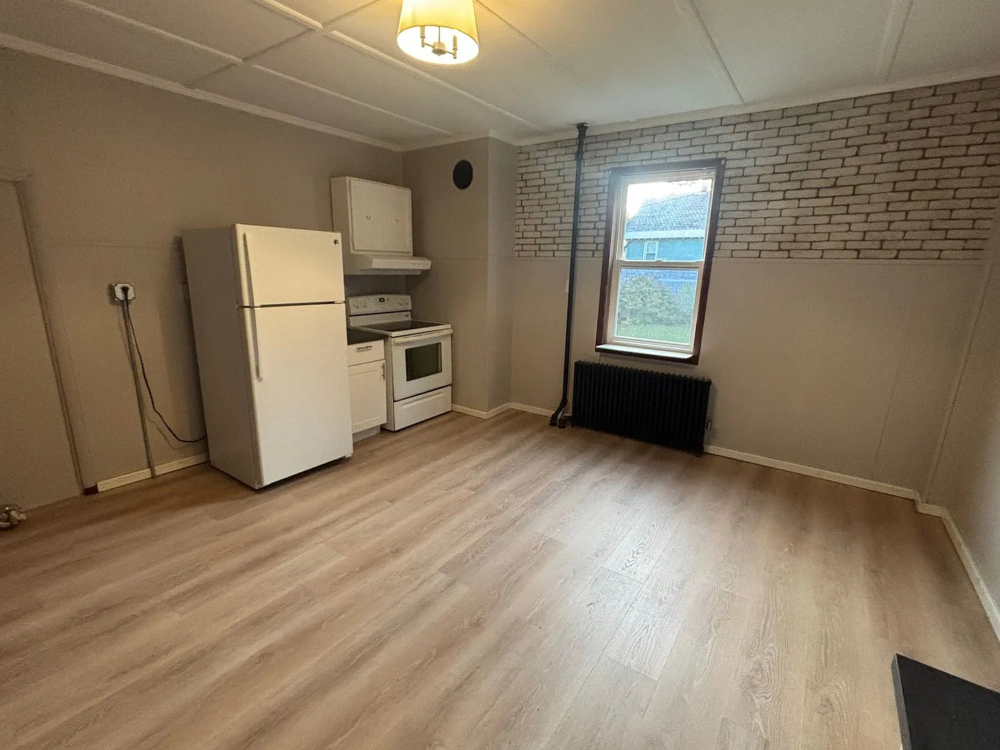 1051 Massachusetts Ave — Photo 3