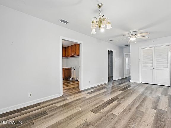 5th image of 2902 ST JOHNS Avenue