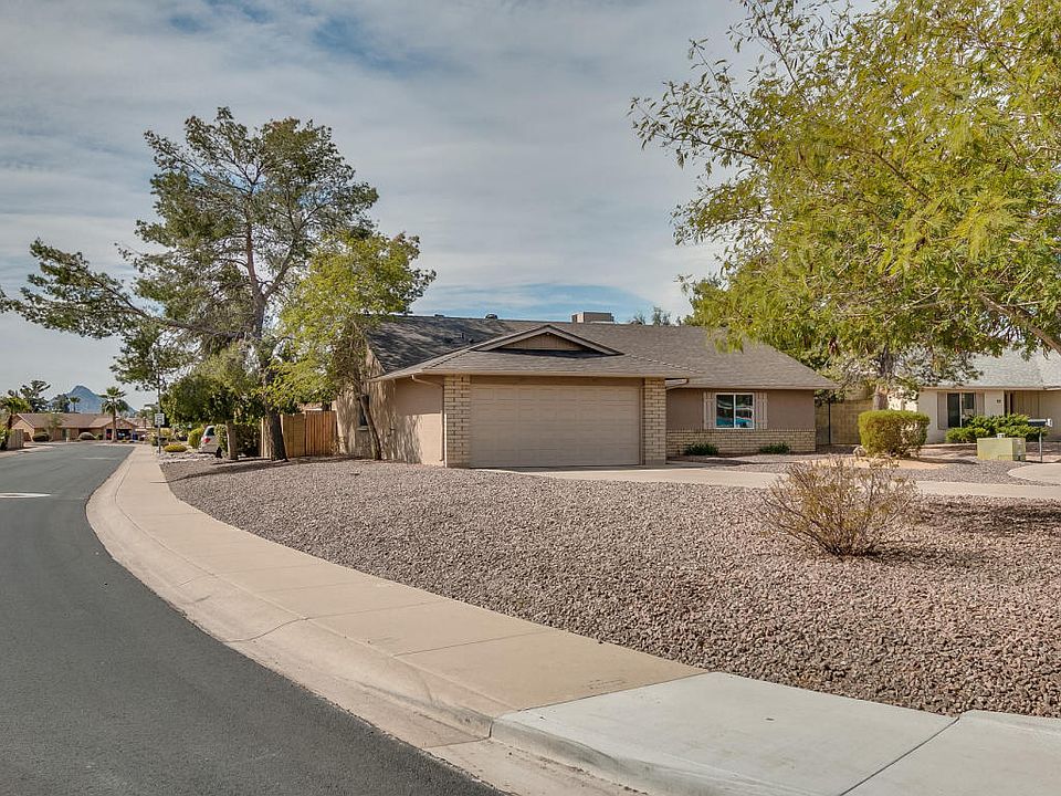 1st image of 4061 E Karen Dr