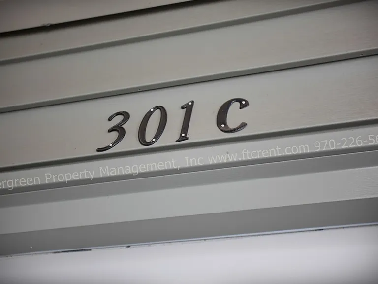 1301 University Ave #C301 — Photo 27