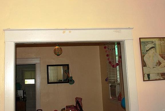 3rd image of 3318 Grayland Ave