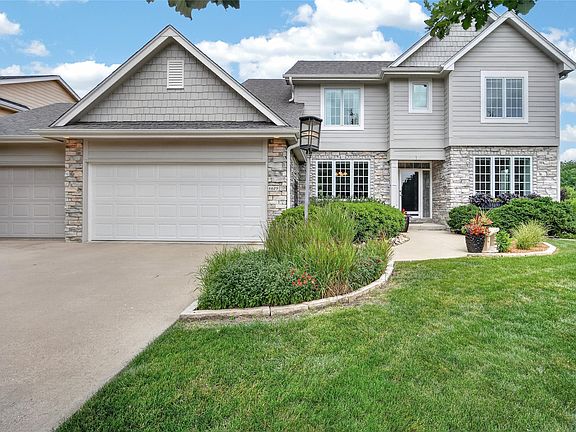 3rd image of 6609 Hampton Ct