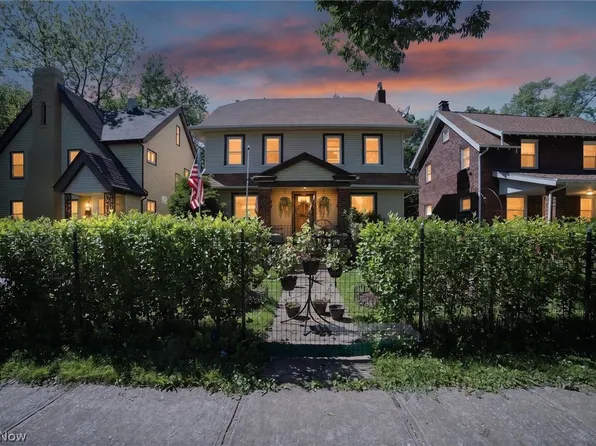 1066 Nela View Rd, Cleveland Heights, OH 44112