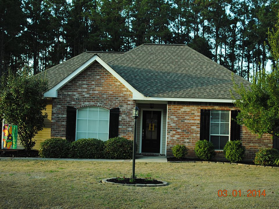 Brick/Real wood shutters