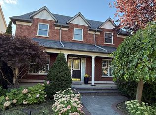 1723 Crately Ct, Mississauga, ON L5N 7L2