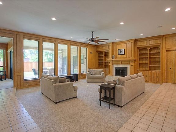 5th image of 9918 Woodlake Dr