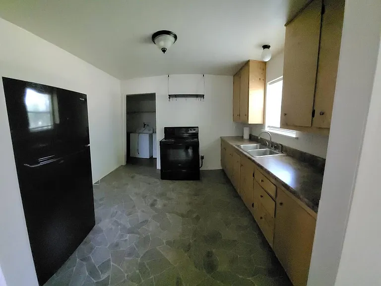 1714 County Road 244 E — Photo 7