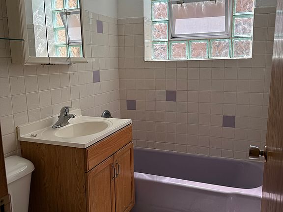 5th image of 8225 Belmont Ave #G