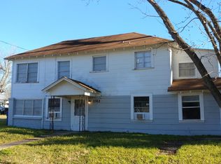 1312 Neal St #B, Navasota, TX 77868