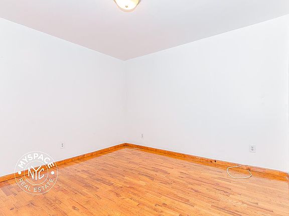 4th image of 134 Boerum St #D7
