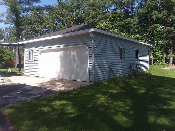 GARAGE SOUTHWEST CORNER