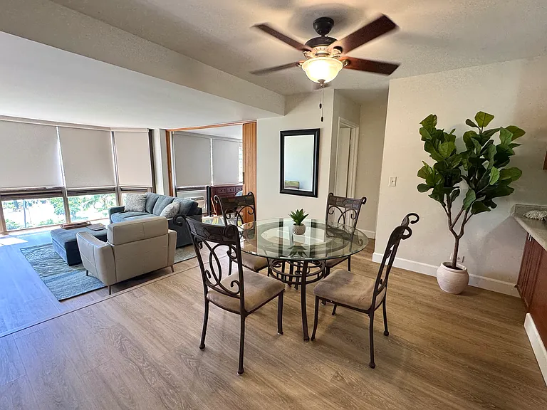 511 Hahaione St #8B — Photo 2