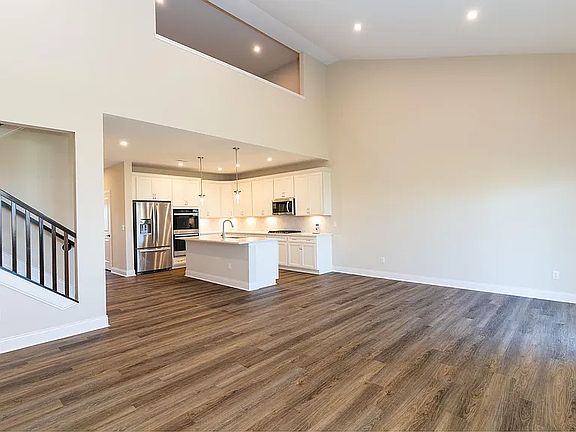 2nd image of 9648 Venice St #9648