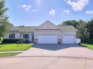 626 N 6th Street Ct, Princeton, IA 52768